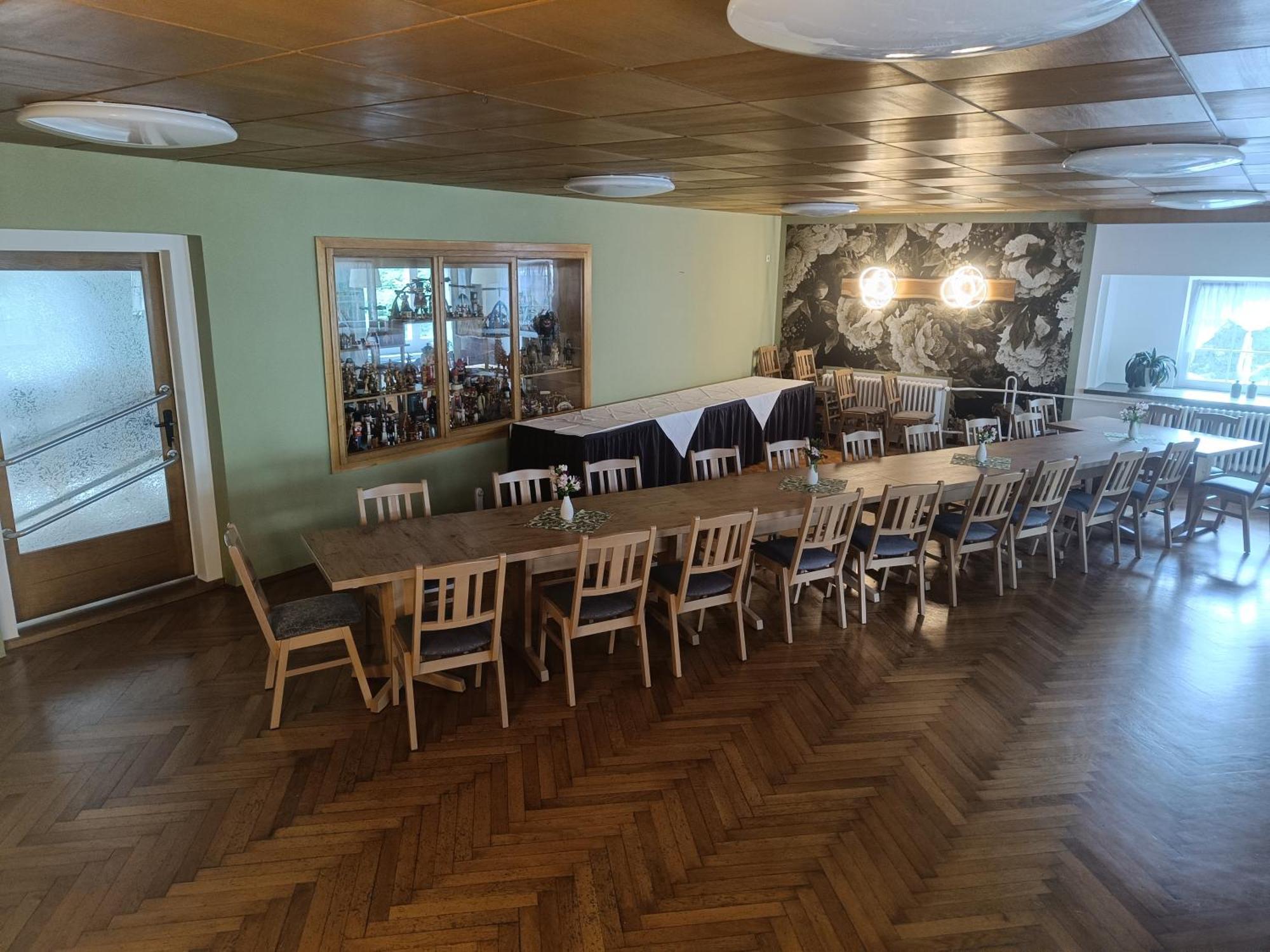 Zur Edlen Krone Neuhausen  Extérieur photo