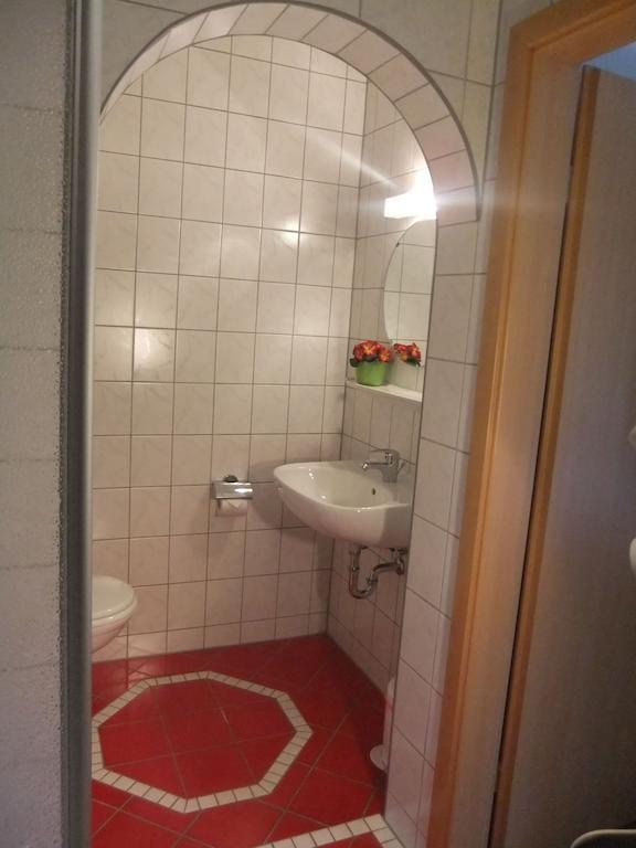 Zur Edlen Krone Neuhausen  Chambre photo